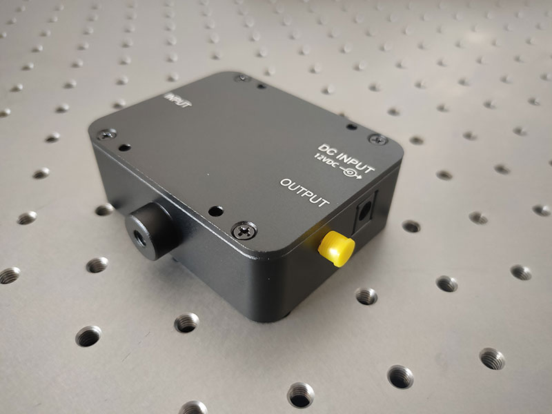 PD10C low speed amplified photodetector with 20K-1M bandwidth